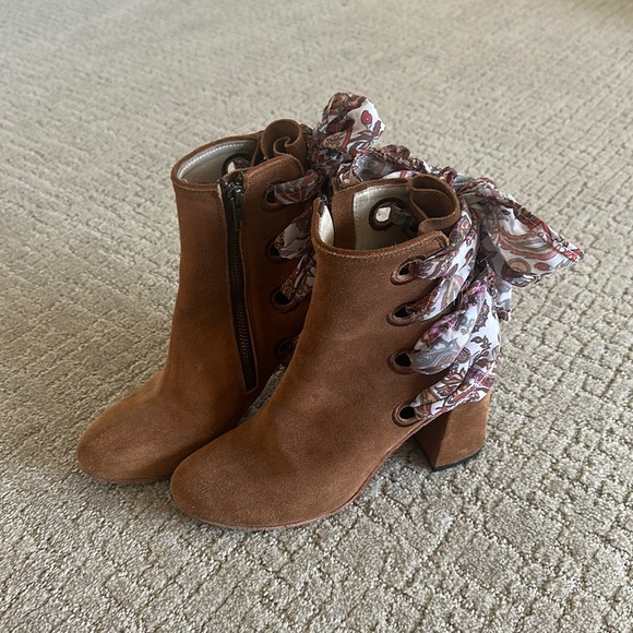 Free bird rare boots - Picture 2 of 3